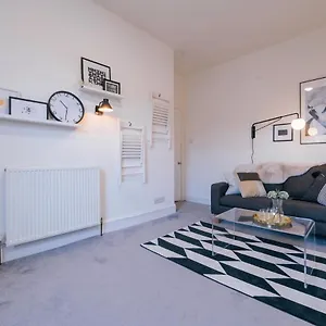 Apartment Stylish And Comfortable Centre, Edinburgh